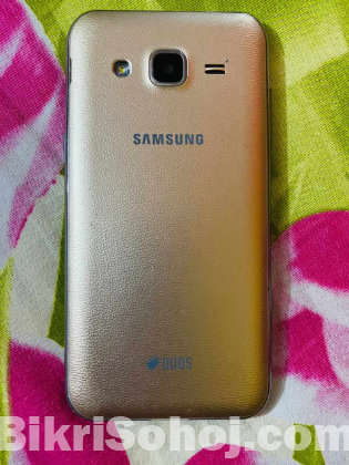 Samsung galaxy j2